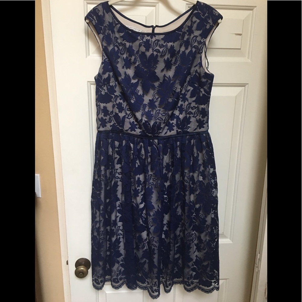 EUC Maggy London Blue Lace Dress. Size 12